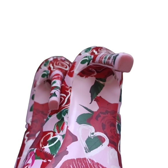 NWOT ALDO XOXO Lips & Roses Patent Stilettos Size 9 "HOT!" - Picture 9 of 16